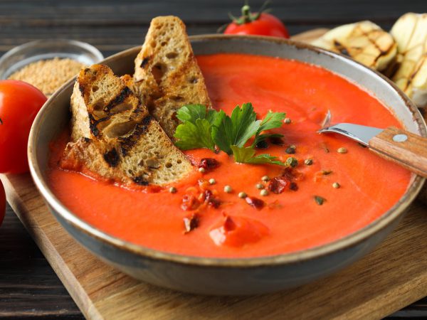 gericht-aus-tomaten-leckere-tomatensuppe